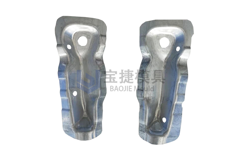BMW-左、右下加強(qiáng)板-CR440Y780T-DH-浙江寶捷模具科技有限公司